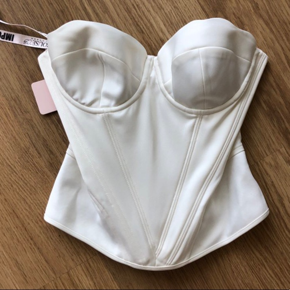 House of CB Simone white scalloped corset